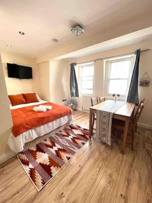 Cosy One Bedroom Flat In Central Лондон Екстериор снимка